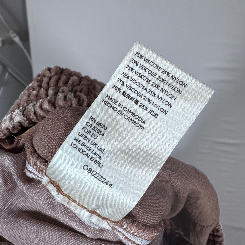 Anthropologie Gloria Velvet Jogger Pants Taupe Smocked Waist M Boho Athleisure - Picture 11 of 16